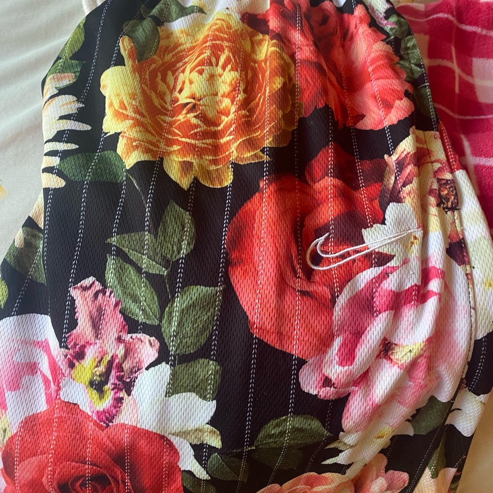Men’s Nike dry fit shorts